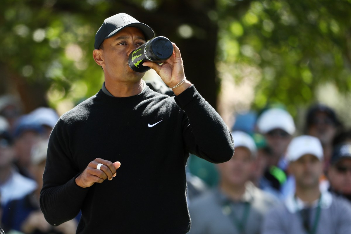 Even Tiger Woods needs to stay hydrated at the Masters. (Jamie Squire/Getty Images)
