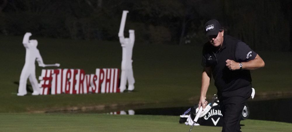 Phil Mickelson Tiger Woods The Match