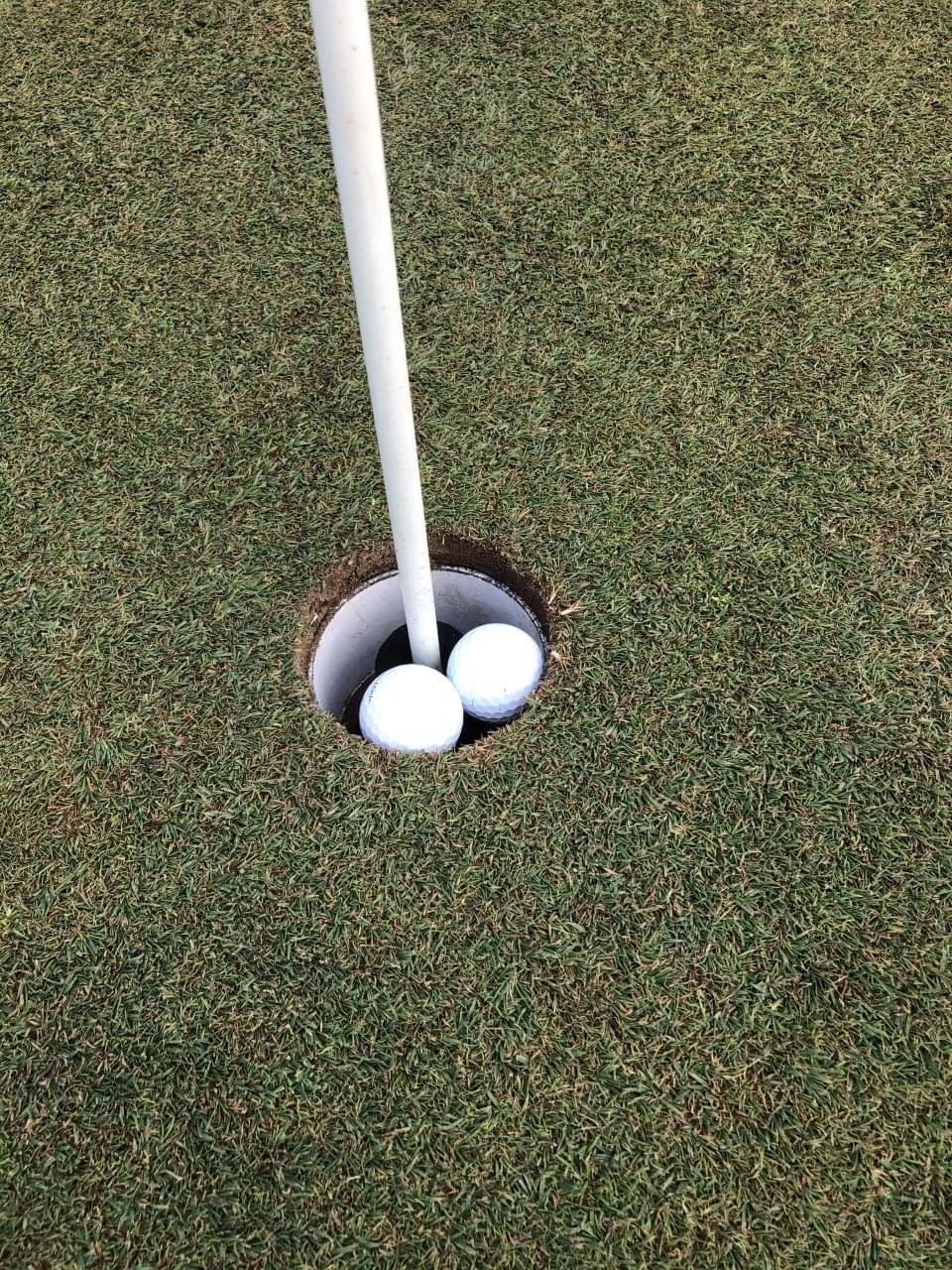 consecutive holes-in-one