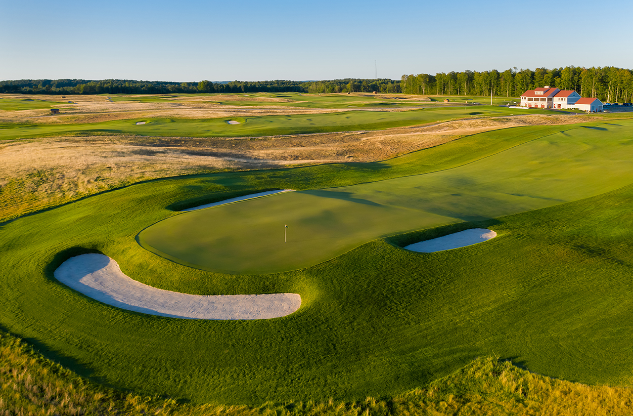 Arcadia Bluffs