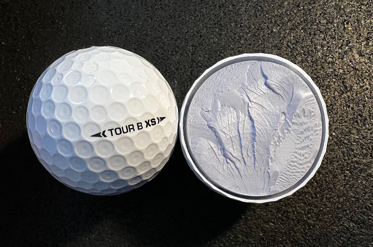 Bridgestone Tour B XS golf balls