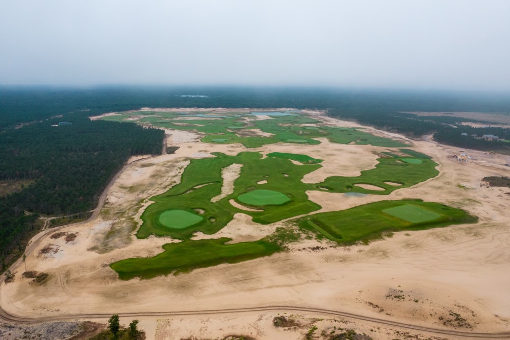 Sand Valley Lido during grow-in