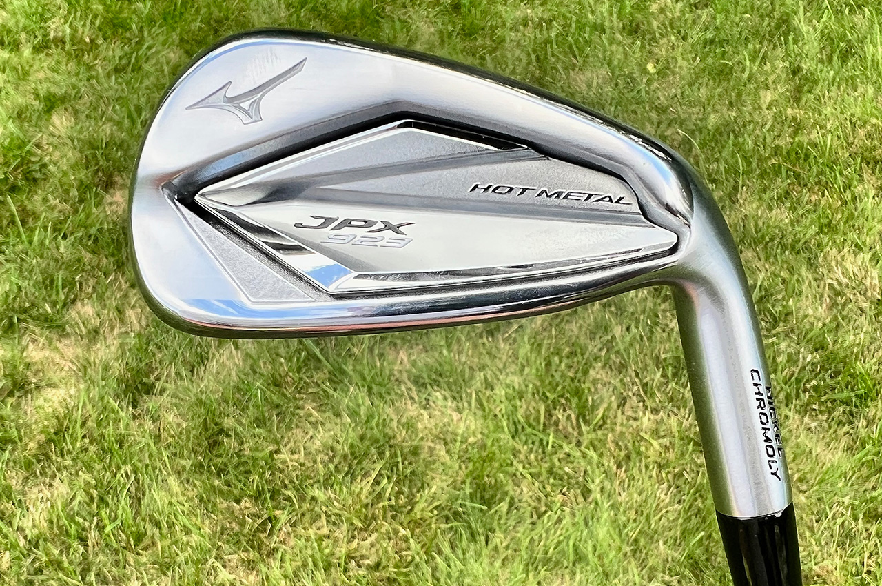 Mizuno JPX Hot Metal iron