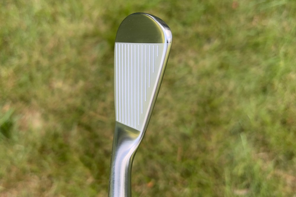 Titleist T100