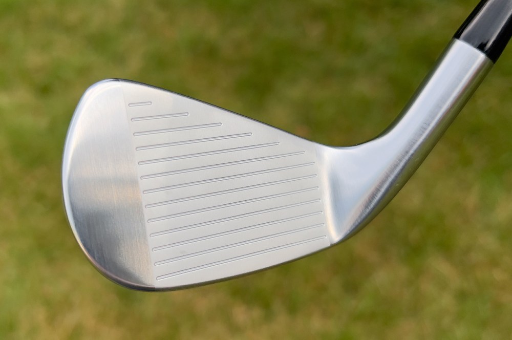 Titleist T100