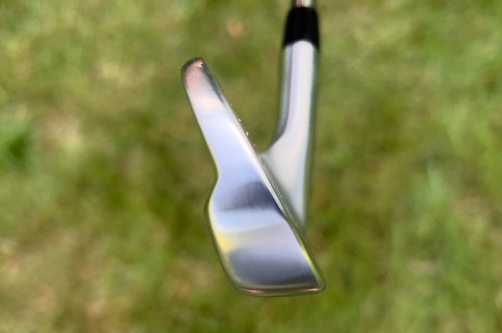 Titleist T100