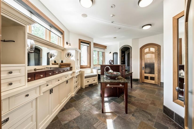 $13.95 million Canadian home