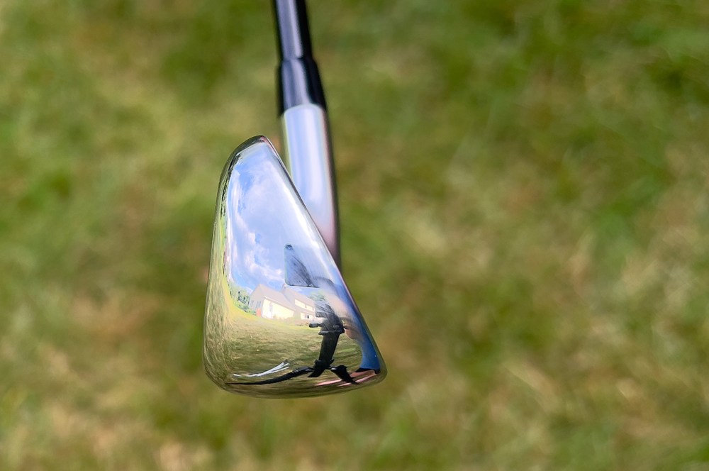 Titleist U•505 (2023)