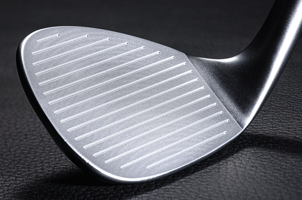 Cobra Snakebite wedge