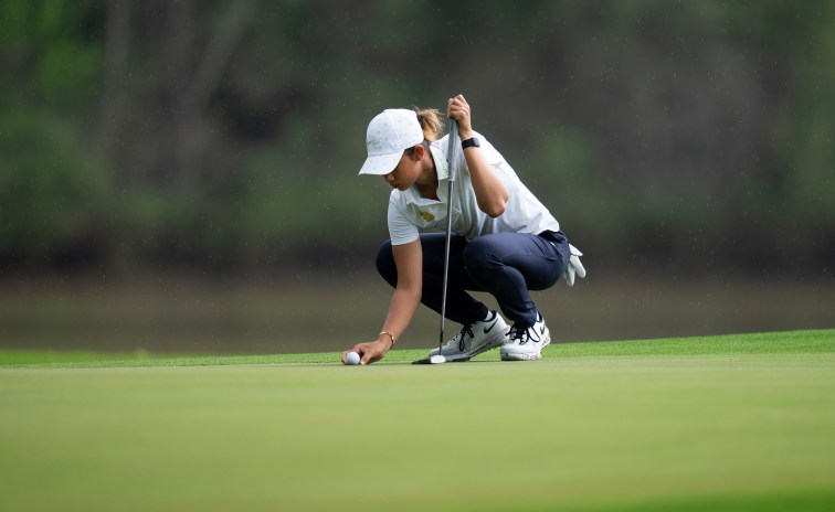 This promising teen switched to a mallet putter because of Scottie Scheffler